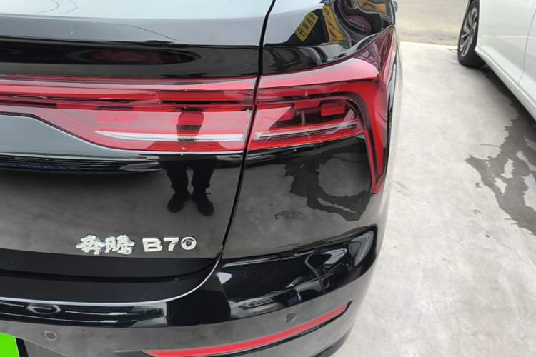 Used Bestune B70 2023 Third Generation 1.5T Automatic Enjoyment Version Right Rear Taillight