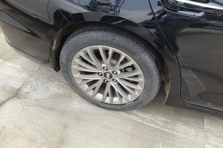 Used Bestune B70 2023 Third Generation 1.5T Automatic Enjoyment Version 70th Anniversary Edition Right Rear Wheel Hub