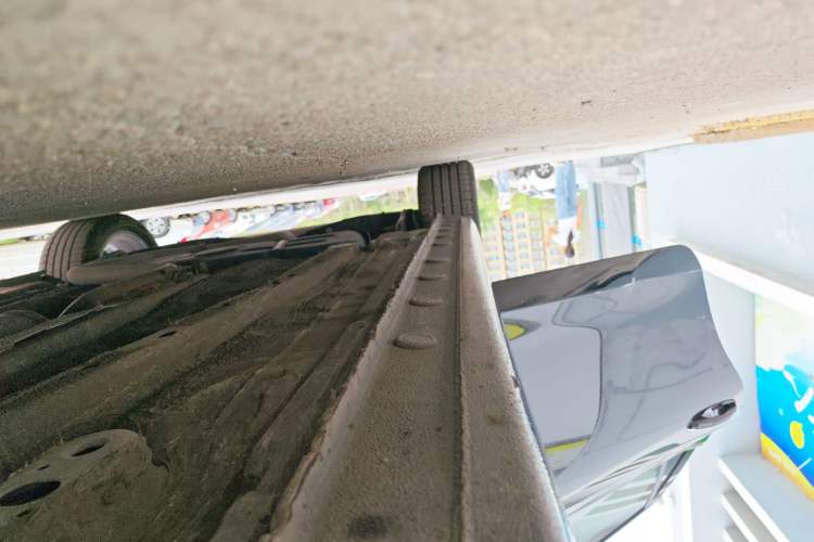 Used Bestune B70 2023 Third Generation 1.5T Automatic Enjoyment Version Right Side Sill