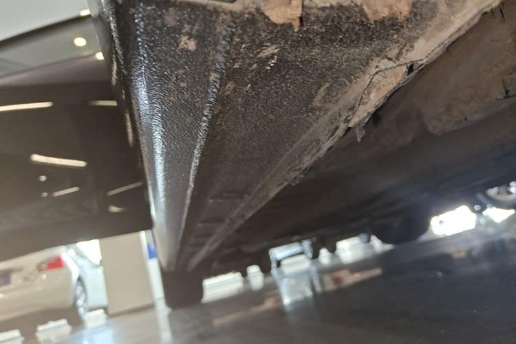 Used Bestune B70 2023 Third Generation 1.5T Automatic Enjoyment Version Right Side Sill
