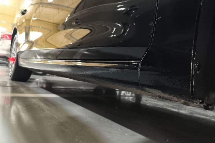 Used Bestune B70 2023 Third Generation 1.5T Automatic Enjoyment Version Right Side Sill