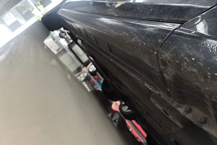 Used Bestune B70 2023 Third Generation 1.5T Automatic Enjoyment Version Right Side Sill