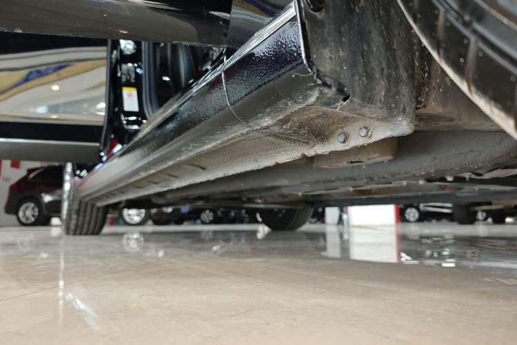 Used Bestune B70 2023 Third Generation 1.5T Automatic Enjoyment Version Right Side Sill