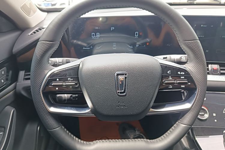 Used Bestune B70 2023 3rd Generation 1.5T Automatic Enjoyment Version 70th Anniversary Edition Steering Wheel