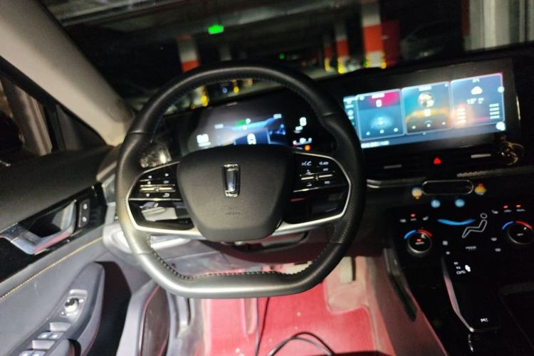 Used Bestune B70 2023 Third Generation 1.5T Automatic Enjoyment Version Steering Wheel