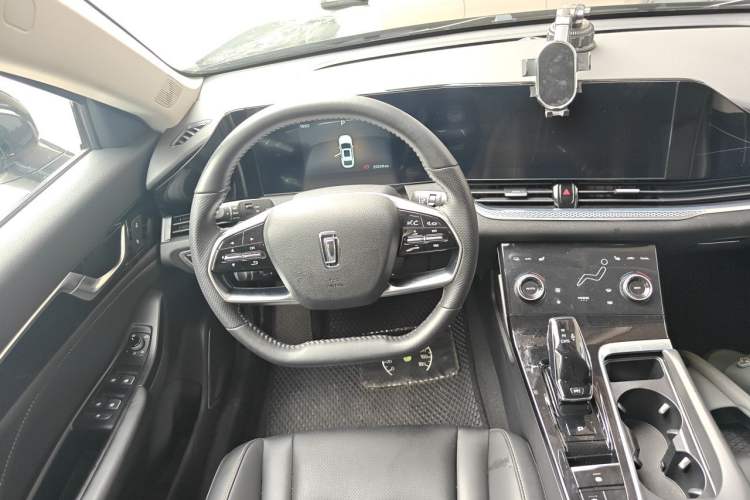 Used Bestune B70 2023 Third Generation 1.5T Automatic Enjoyment Version Steering Wheel