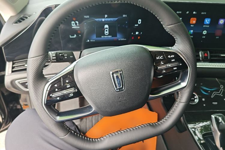 Used Bestune B70 2023 Third Generation 1.5T Automatic Enjoyment Version 70th Anniversary Edition Steering Wheel