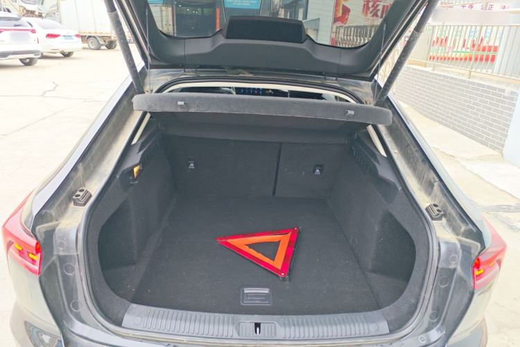 Used Bestune B70 2023 Third Generation 1.5T Automatic Enjoyment Version Trunk