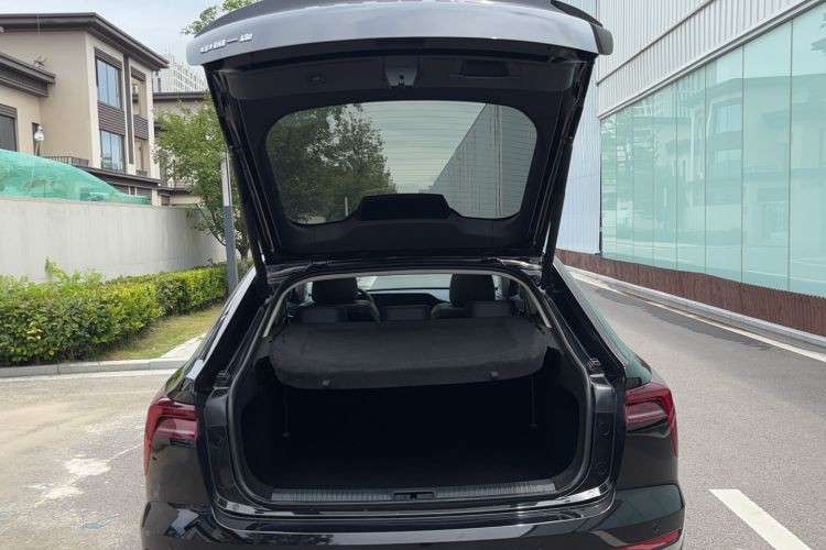 Used Bestune B70 2023 Third Generation 1.5T Automatic Enjoyment Version Trunk