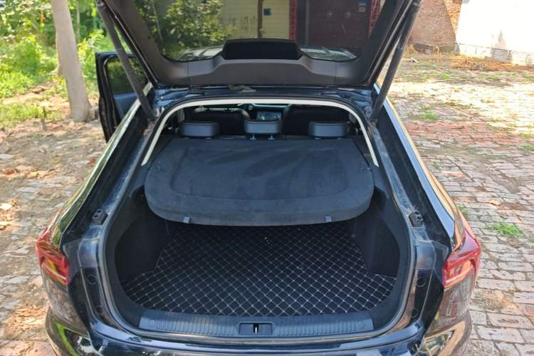 Used Bestune B70 2023 Third Generation 1.5T Automatic Enjoyment Version Trunk
