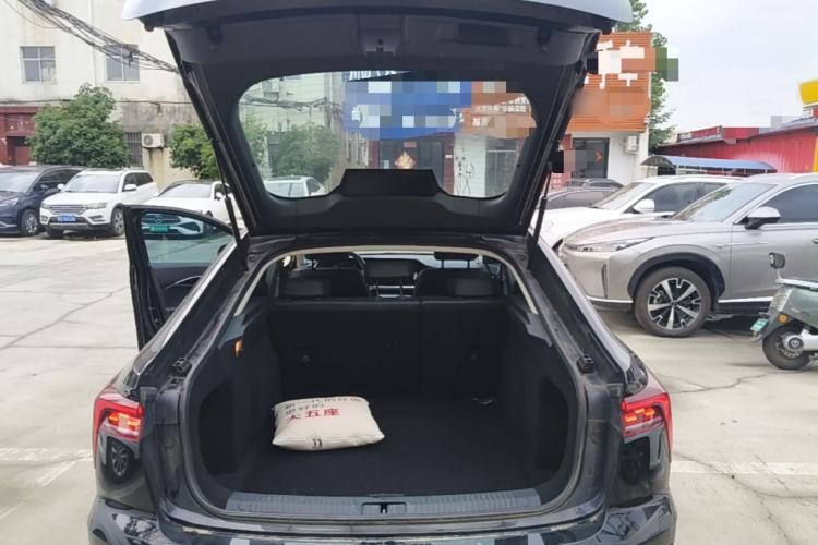 Used Bestune B70 2023 Third Generation 1.5T Automatic Enjoyment Version 70th Anniversary Edition Trunk