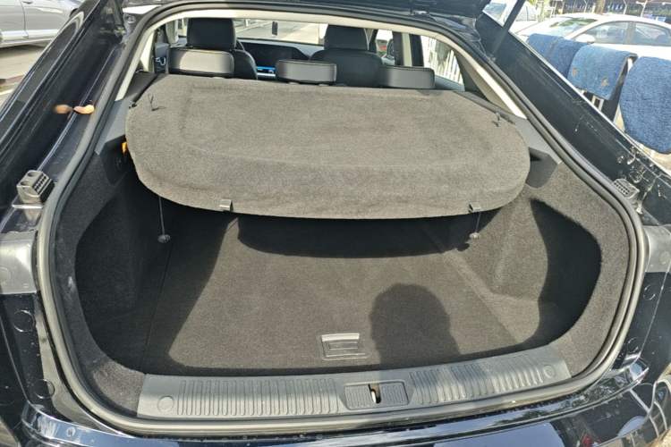 Used Bestune B70 2023 Third Generation 1.5T Automatic Enjoyment Version 70th Anniversary Edition Trunk
