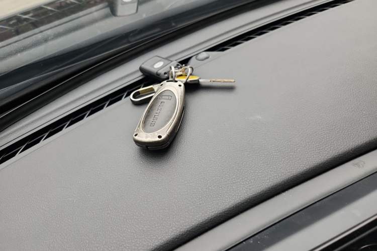 Used Bestune B70 2023 Third Generation 1.5T Automatic Enjoyment Version Vehicle Key