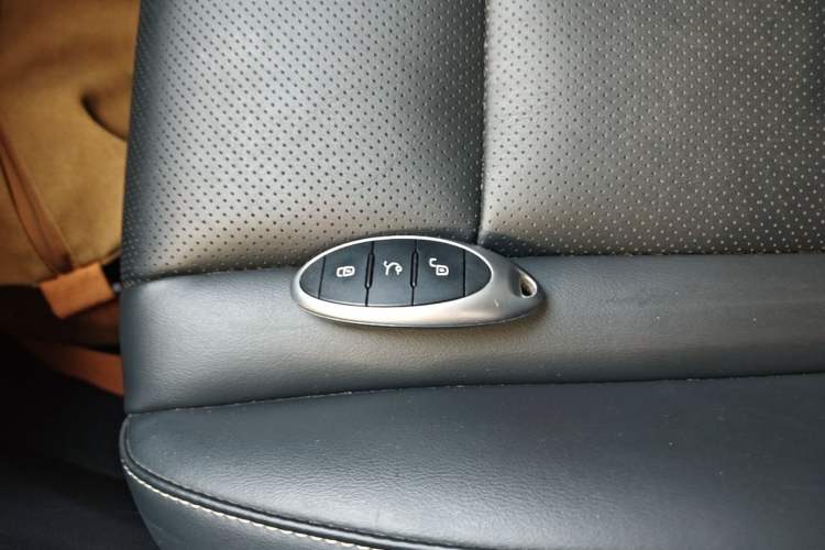 Used Bestune B70 2023 Third Generation 1.5T Automatic Enjoyment Version Vehicle Key