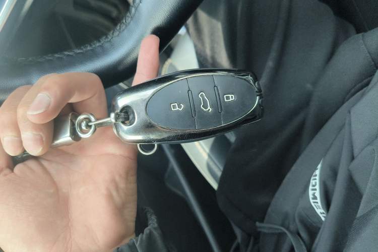 Used Bestune B70 2023 Third Generation 1.5T Automatic Enjoyment Version Vehicle Key