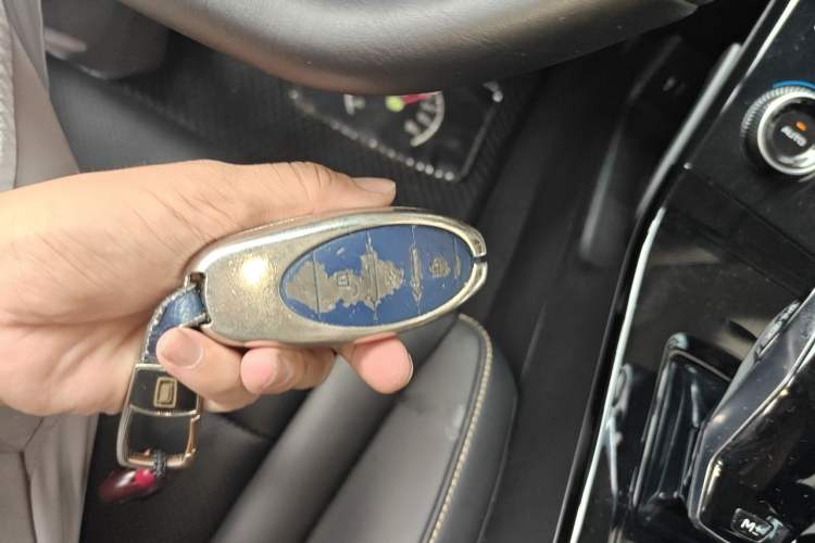 Used Bestune B70 2023 Third Generation 1.5T Automatic Enjoyment Version Vehicle Key