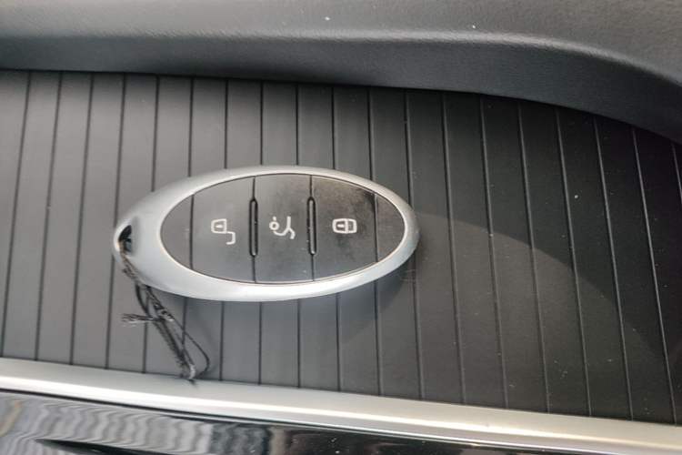 Used Bestune B70 2023 Third Generation 1.5T Automatic Enjoyment Version Vehicle Key