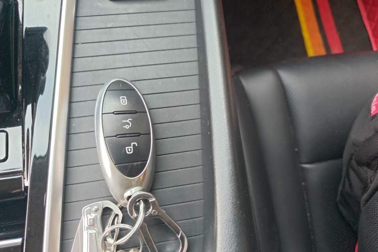 Used Bestune B70 2023 Third Generation 1.5T Automatic Enjoyment Version Vehicle Key