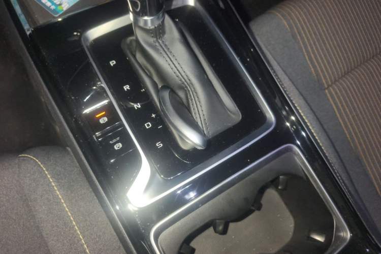 Used Bestune B70 2023 3rd Generation 1.5T Automatic Enjoyment Version 70th Anniversary Edition Vehicle Key