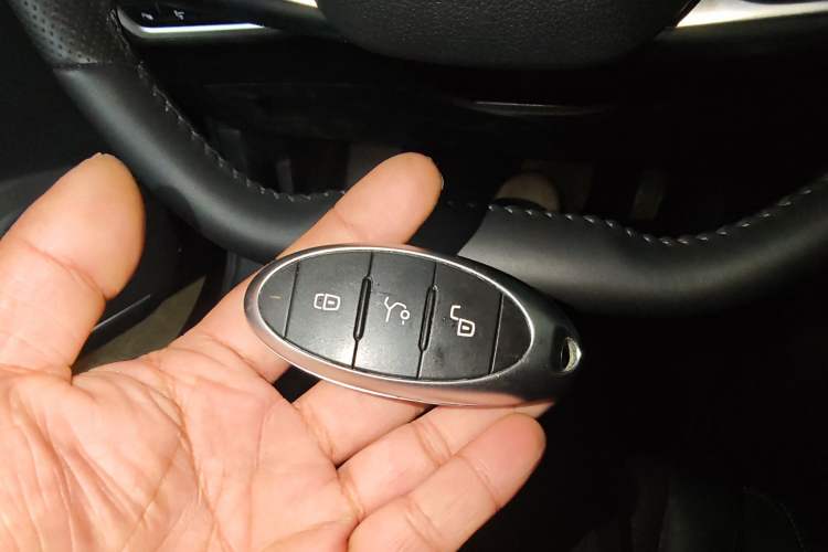 Used Bestune B70 2023 Third Generation 1.5T Automatic Enjoyment Version Vehicle Key