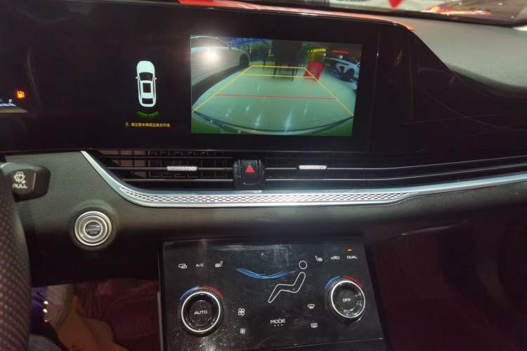 Used Bestune B70 2023 Third Generation 1.5T Automatic Enjoyment Version 70th Anniversary Edition Audio And AC Panel