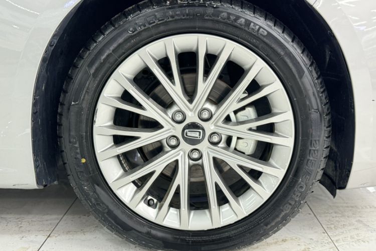 Used Bestune B70 2023 Third Generation 1.5T Automatic Enjoyment Version 70th Anniversary Edition Exterior 2