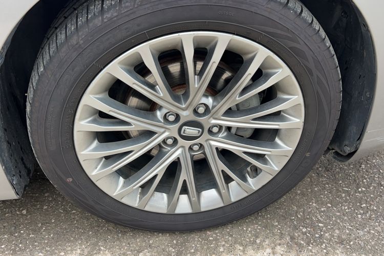 Used Bestune B70 2023 Third Generation 1.5T Automatic Enjoyment Version 70th Anniversary Edition Exterior 4