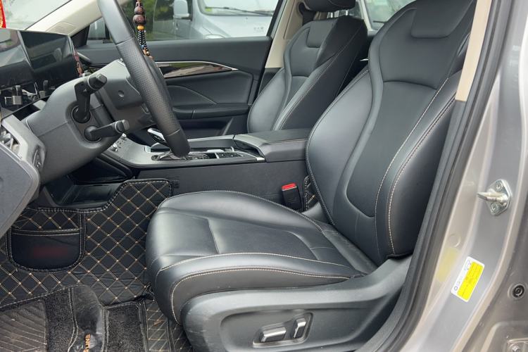 Used Bestune B70 2023 Third Generation 1.5T Automatic Enjoyment Version 70th Anniversary Edition Left Front Seat