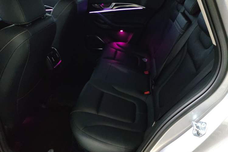 Used Bestune B70 2023 Third Generation 1.5T Automatic Enjoyment Version Left Rear Seat