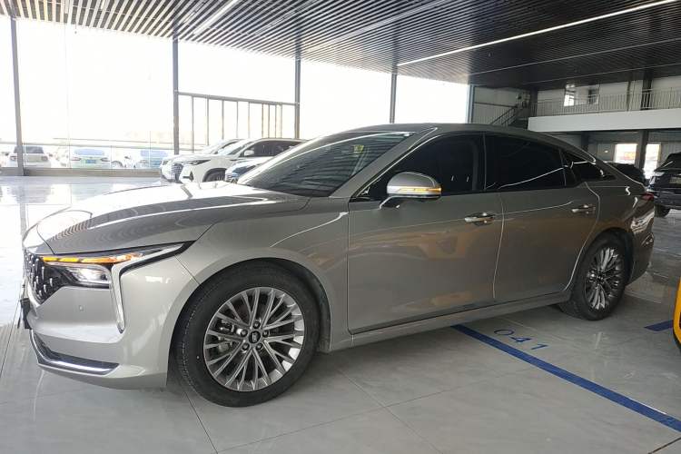Used Bestune B70 2023 Third Generation 1.5T Automatic Enjoyment Version Left Side