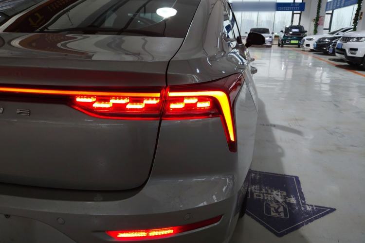 Used Bestune B70 2023 Third Generation 1.5T Automatic Enjoyment Version Right Rear Taillight