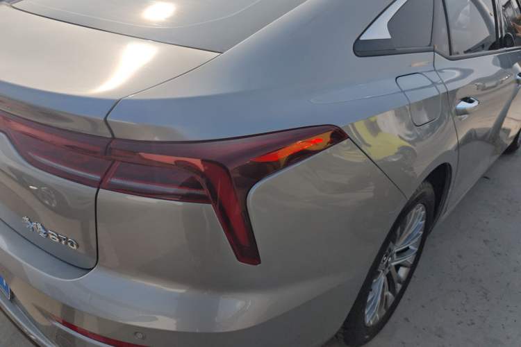 Used Bestune B70 2023 Third Generation 1.5T Automatic Enjoyment Version Right Rear Taillight