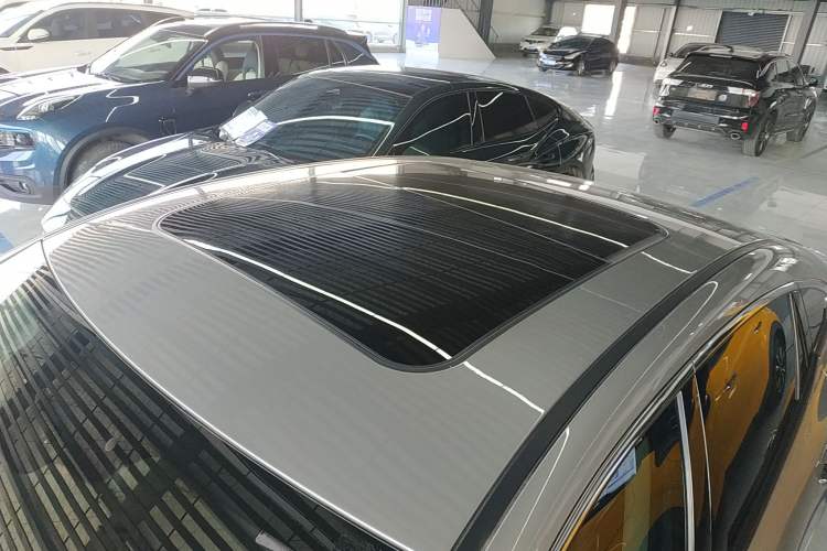 Used Bestune B70 2023 Third Generation 1.5T Automatic Enjoyment Version Roof