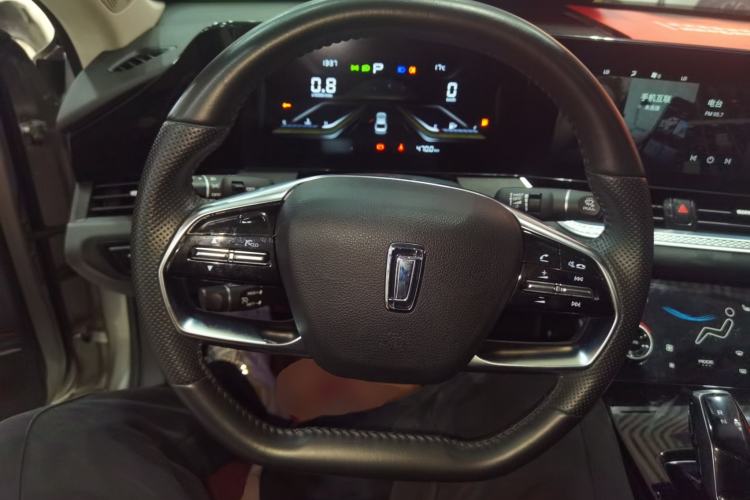 Used Bestune B70 2023 Third Generation 1.5T Automatic Enjoyment Version 70th Anniversary Edition Steering Wheel
