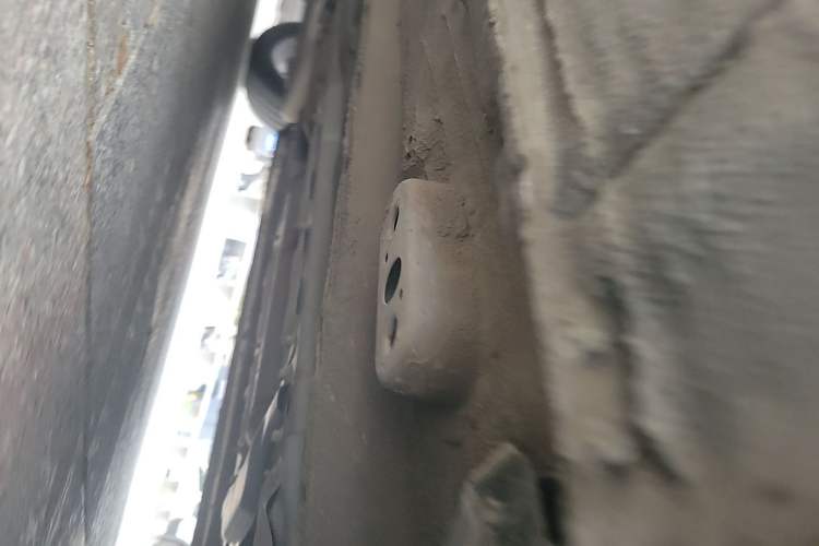 Used Bestune B70 2023 Third Generation 1.5T Automatic Enjoyment Version Chassis Front Right