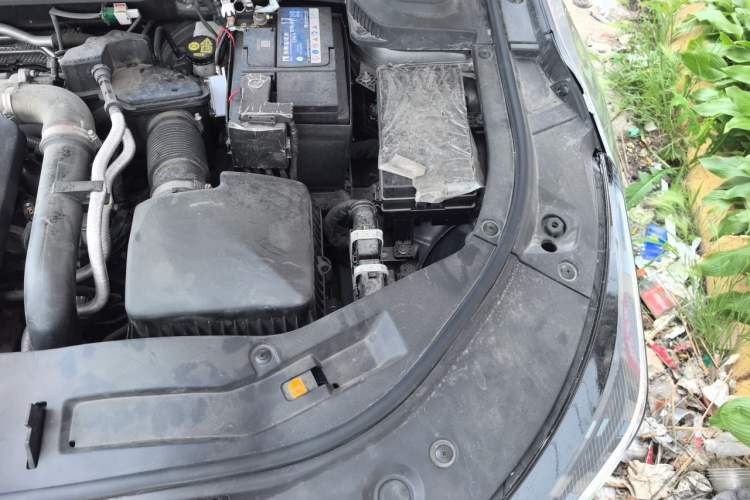 Used Bestune B70 2023 Third Generation 1.5T Automatic Enjoyment Version Engine Bay Left