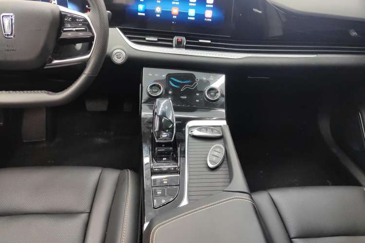 Used Bestune B70 2023 Third Generation 1.5T Automatic Enjoyment Version Gear Lever