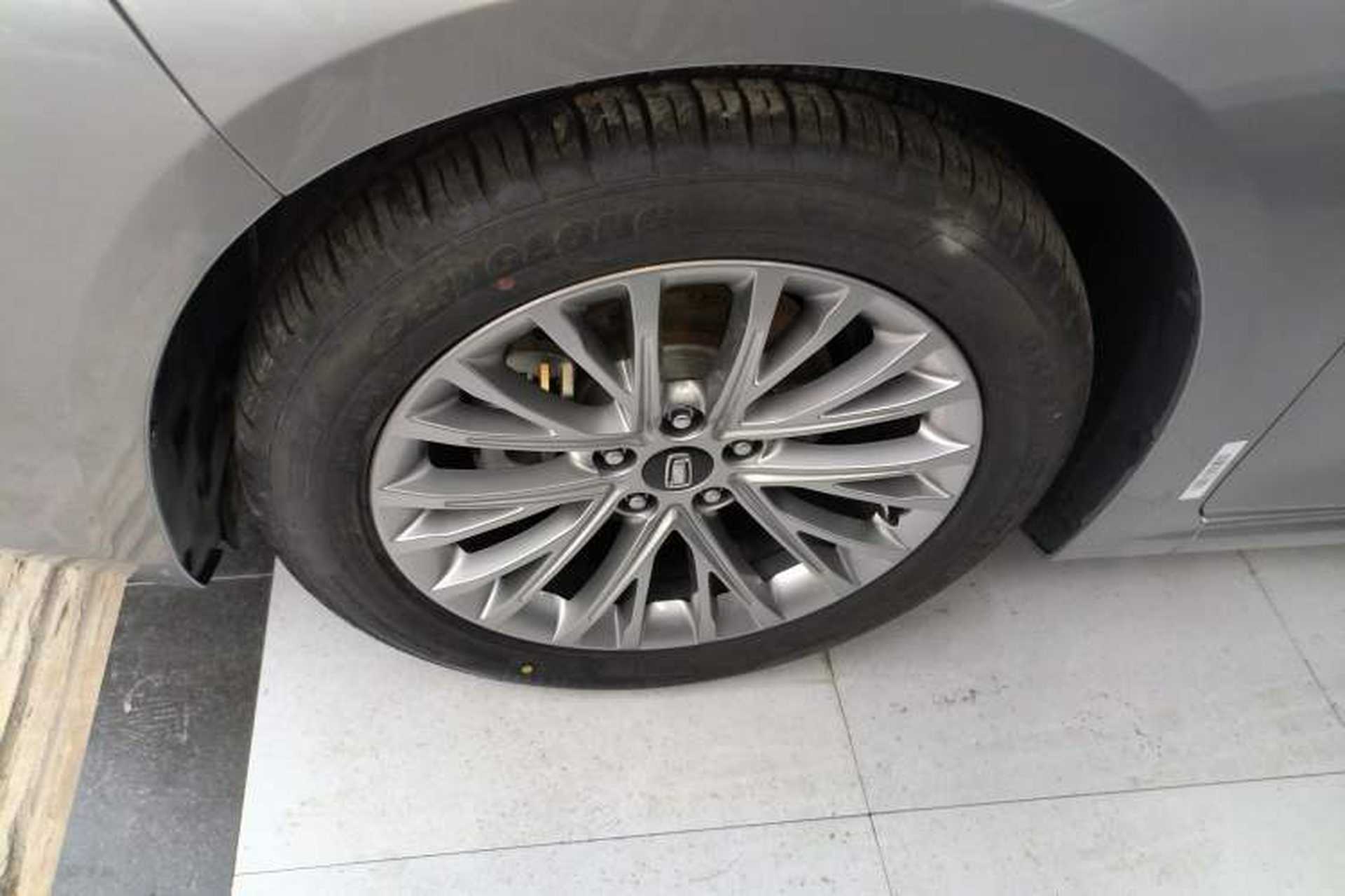 Used Bestune B70 2023 Third Generation 1.5T Automatic Enjoyment Version Left Front Wheel Hub