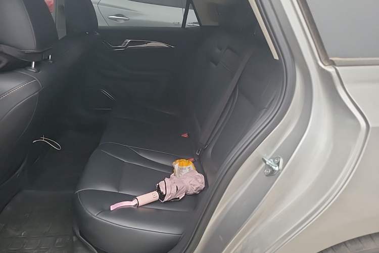 Used Bestune B70 2023 Third Generation 1.5T Automatic Enjoyment Version Left Rear Seat