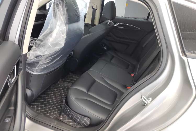 Used Bestune B70 2023 Third Generation 1.5T Automatic Enjoyment Version Left Rear Seat