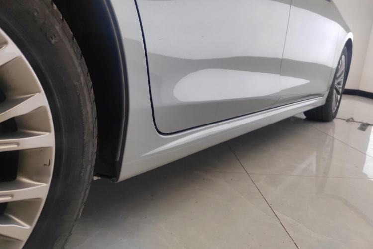 Used Bestune B70 2023 Third Generation 1.5T Automatic Enjoyment Version Right Side Sill