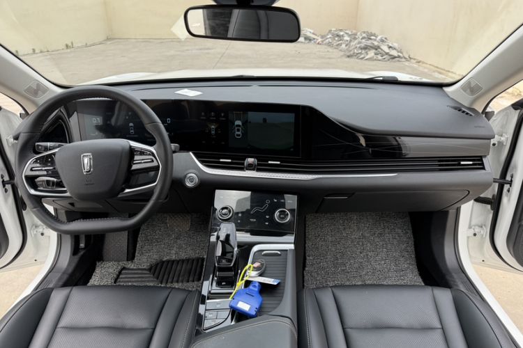 Used Bestune B70 2023 Third Generation 1.5T Automatic Enjoyment Version Audio And AC Panel