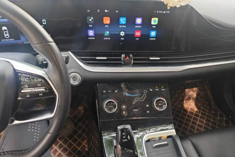 Used Bestune B70 2023 Third Generation 1.5T Automatic Enjoyment Version Audio And AC Panel