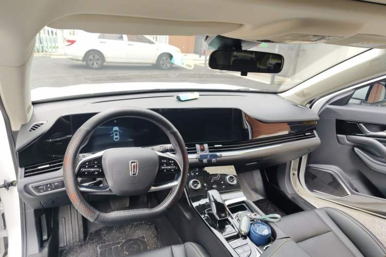 Used Bestune B70 2023 Third Generation 1.5T Automatic Enjoyment Version Center Console
