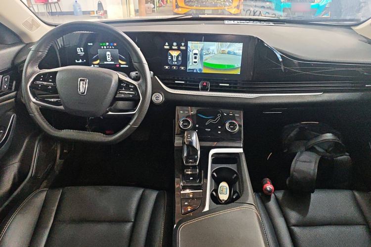 Used Bestune B70 2023 Third Generation 1.5T Automatic Enjoyment Version Center Console