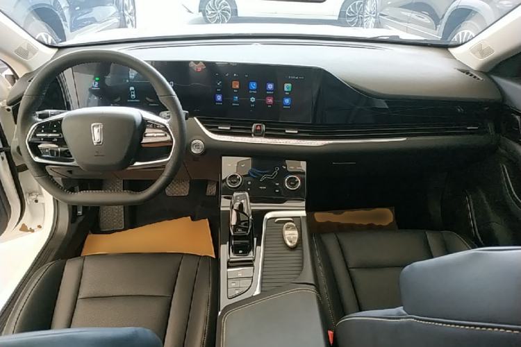 Used Bestune B70 2023 Third Generation 1.5T Automatic Enjoyment Version Center Console
