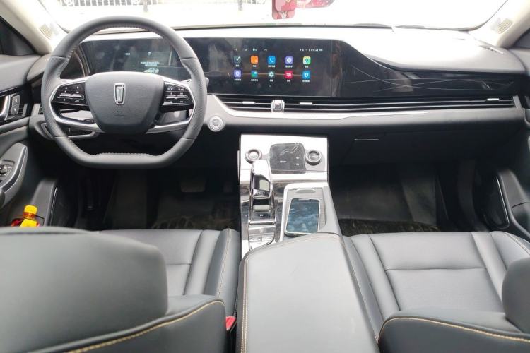 Used Bestune B70 2023 Third Generation 1.5T Automatic Enjoyment Version Center Console