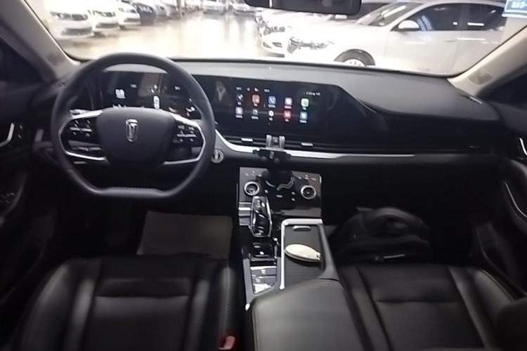 Used Bestune B70 2023 Third Generation 1.5T Automatic Enjoyment Version Center Console
