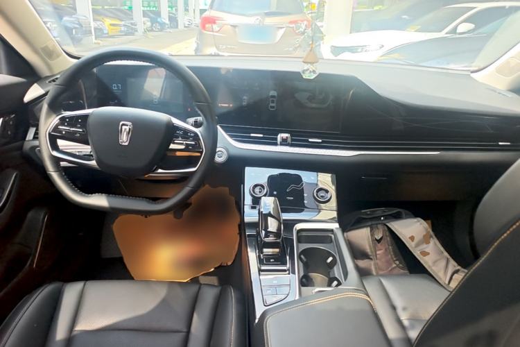 Used Bestune B70 2023 Third Generation 1.5T Automatic Enjoyment Version Center Console