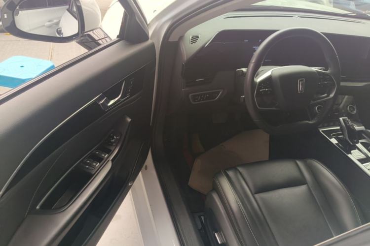 Used Bestune B70 2023 Third Generation 1.5T Automatic Enjoyment Version Driver Seat